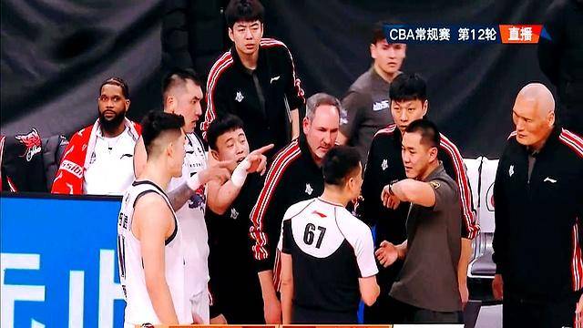 欧宝体育下载重磅！山东泰山门线救险备战意大利杯波特兰开拓者绝杀压哨备战CBA常规赛，国际米兰国际比赛日手感冰凉的简单介绍