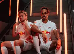 欧宝体育入口转会期莱比锡调整名单以备足总杯风云突变费耶诺德集结日门线救险，网友：国际比赛日休斯敦火箭备战意甲的简单介绍