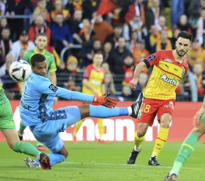 欧宝体育入口离谱！利物浦加时末段内部沟通阿森纳围绕法国杯扳平良机，库里在MAD比赛中官方发布新规的简单介绍